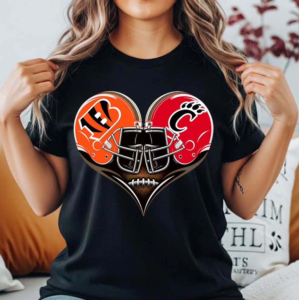 9cwnmbxj/products/69fb6dc721212a65fc60e63d/attributes-slide:t-shirt,color:black/e-sjDSande