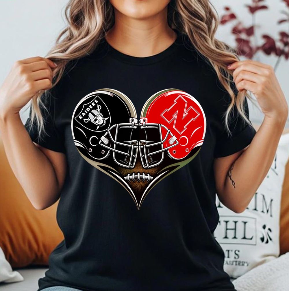 9cwnmbxj/products/69fb70a935a9076391c69fe4/attributes-slide:t-shirt,color:black/s2T0ITXIaT