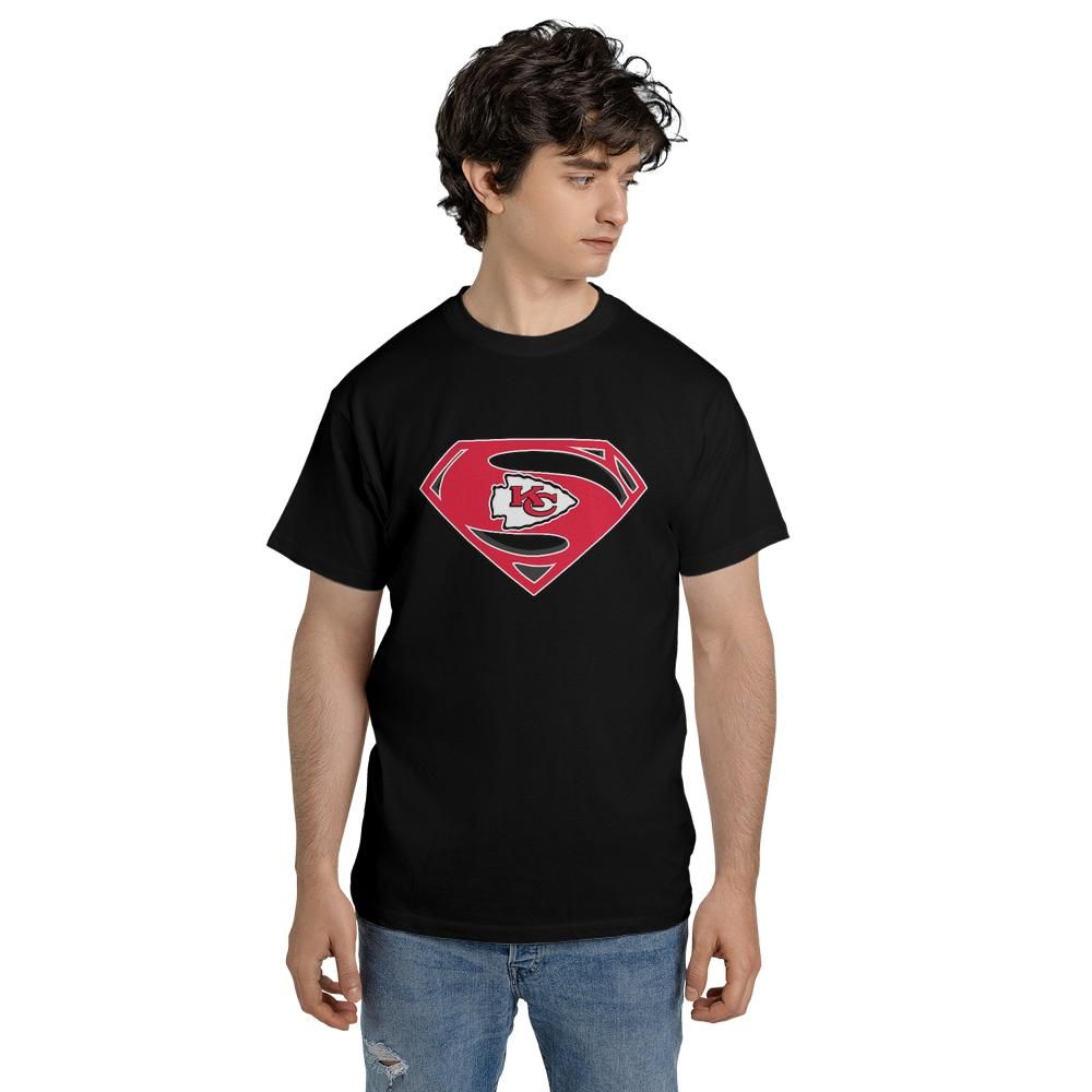 9cwnmbxj/products/6a1c0aea56928c70f6c3fd9d/attributes-slide:t-shirt_db,color:black/front-name:Front_Model-q135g55gZz