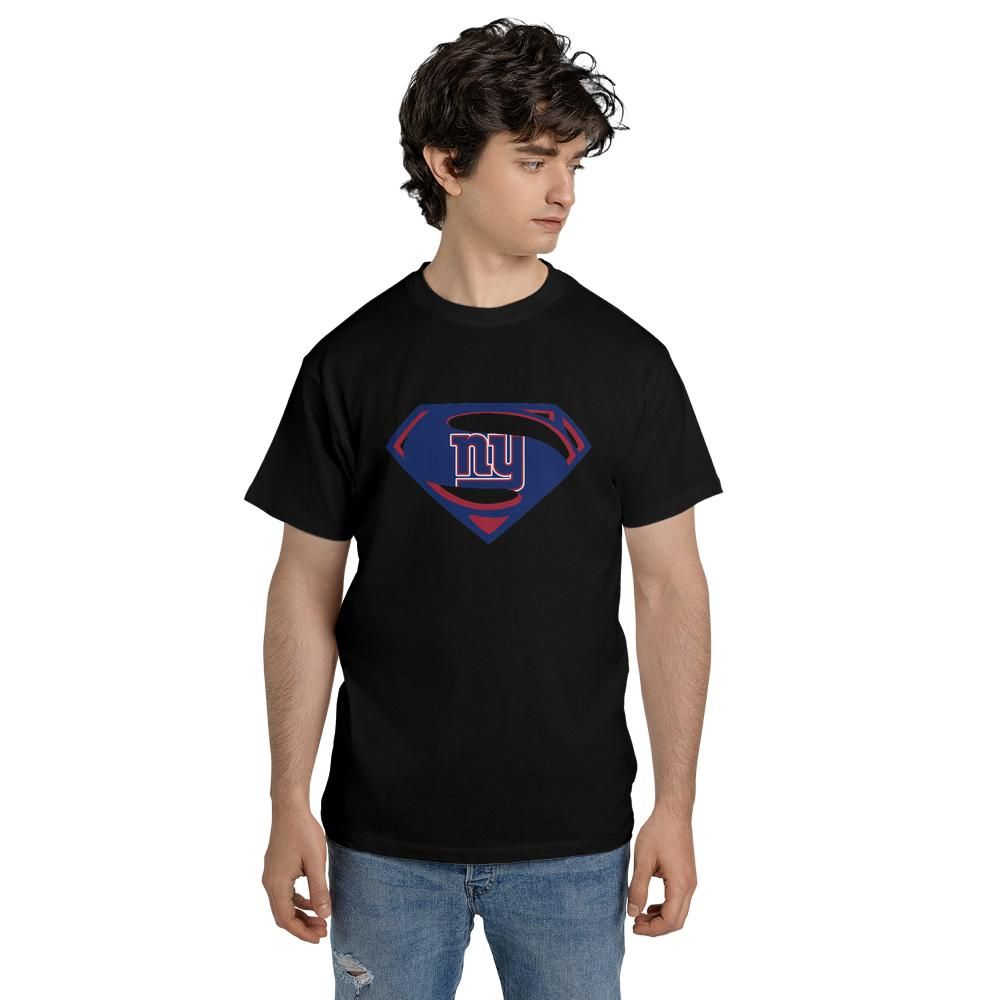 9cwnmbxj/products/6a1c0b88ebd4173ef95c20ce/attributes-slide:t-shirt_db,color:black/front-name:Front_Model-gLrnkfn16k