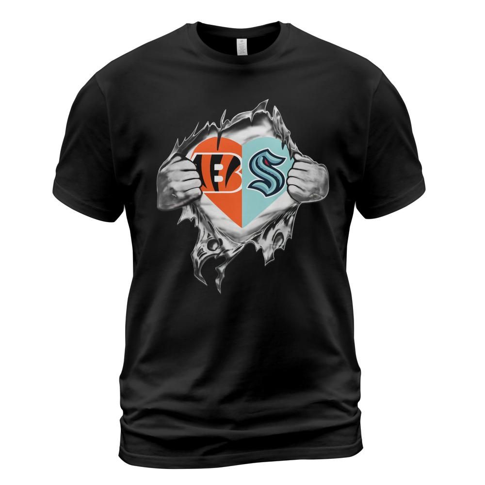 9cwnmbxj/products/6a344fbc2f199377615aedec/attributes-slide:t-shirt,color:black/front-name:Front-JiHc97ce