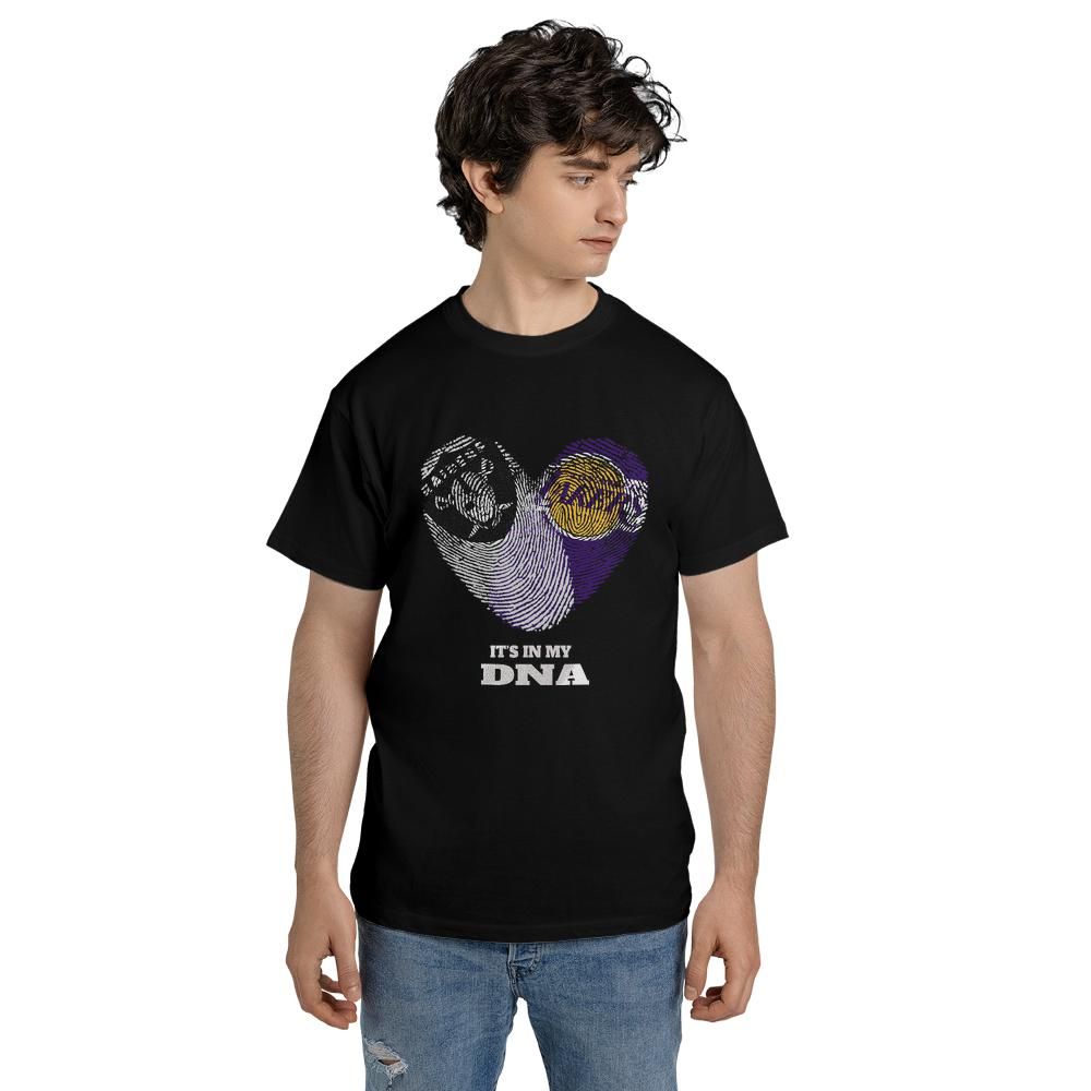 9cwnmbxj/products/6a47f3991d78dd1933ec2066/attributes-slide:t-shirt_db,color:black/front-name:Front_Model-S1YLZKnRb