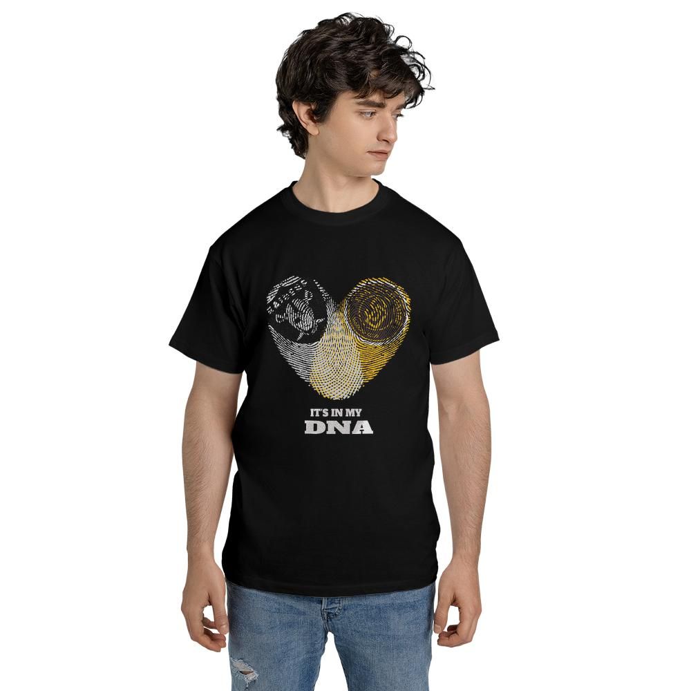 9cwnmbxj/products/6a47f425f8b835306aaee30b/attributes-slide:t-shirt_db,color:black/front-name:Front_Model-cE7nLdHBJ