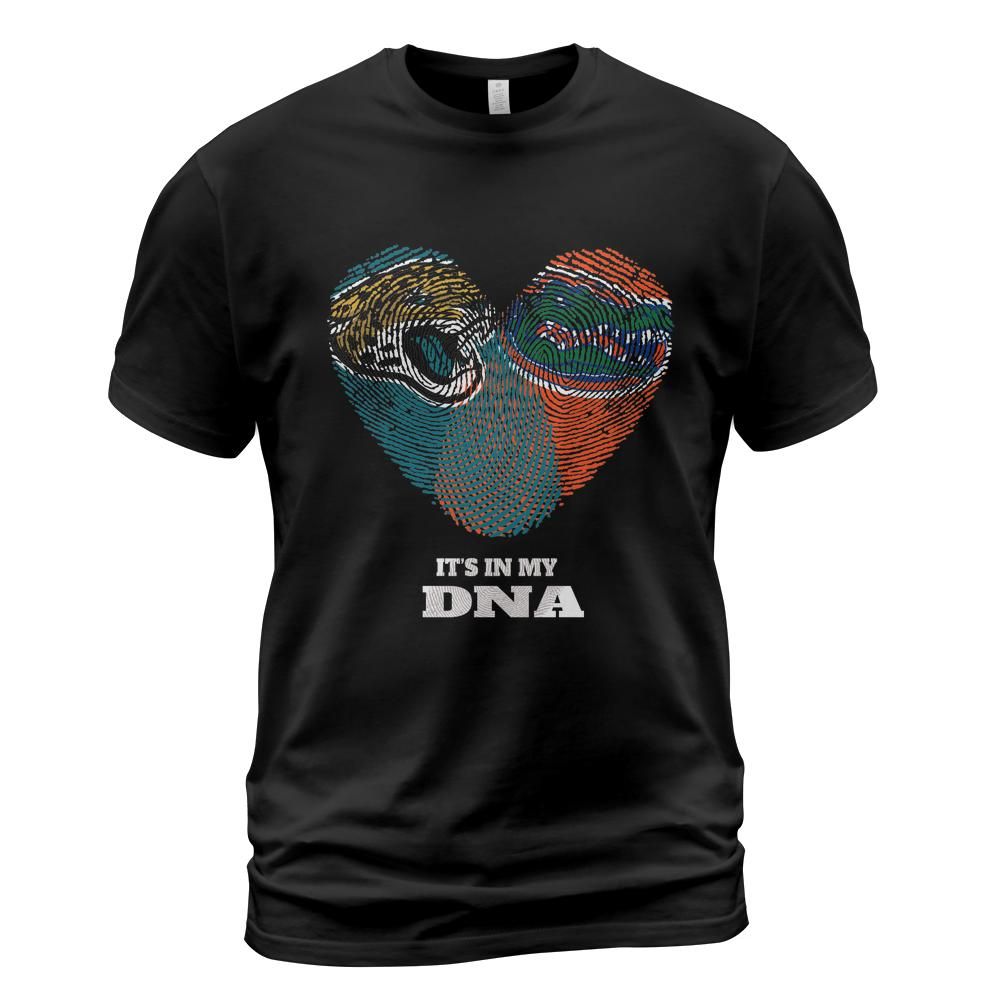 9cwnmbxj/products/6a483a3ad7a786dd9c3d7e2c/attributes-slide:t-shirt_db,color:black/front-name:Front-HMToRTNBSO