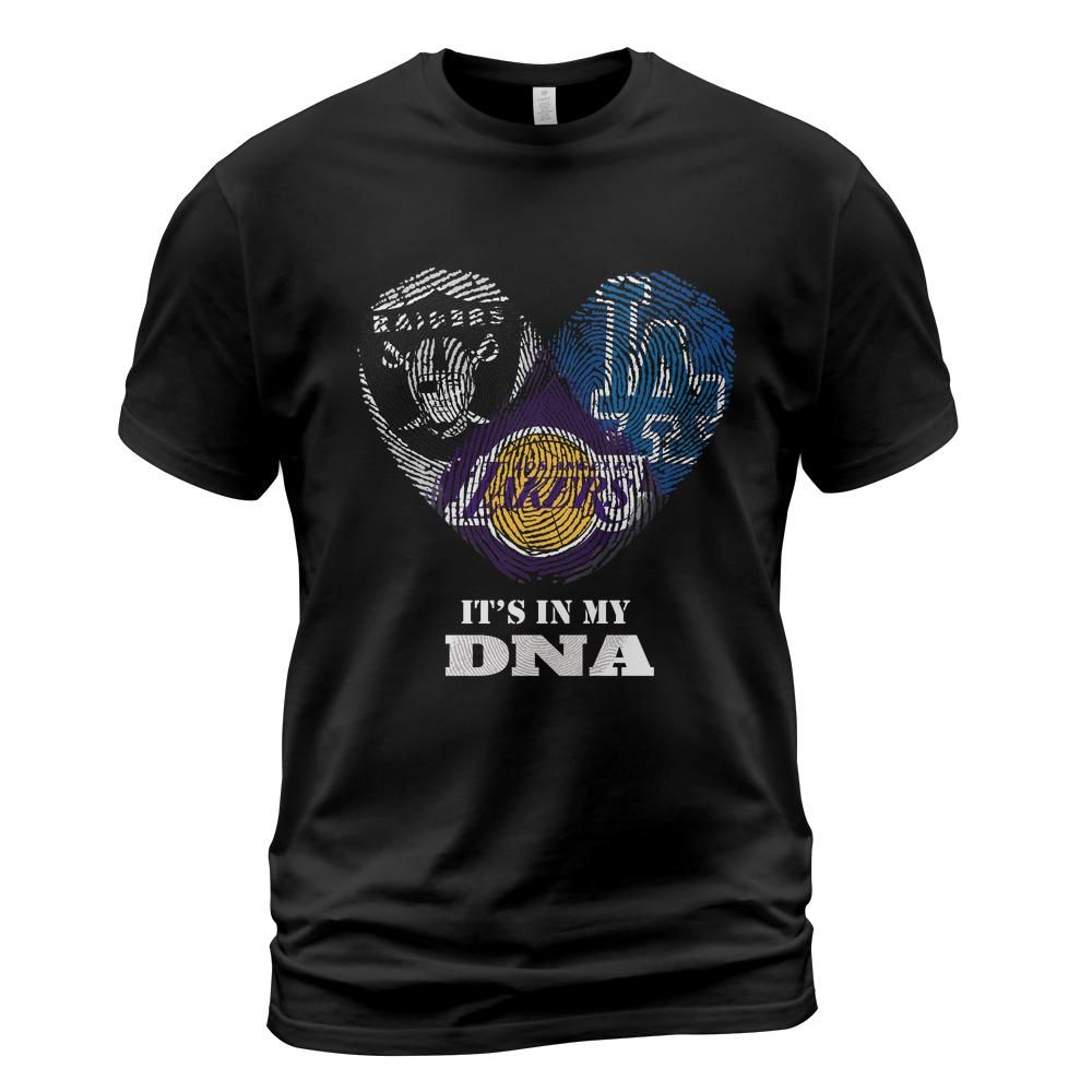 9cwnmbxj/products/6a4f289ffef3a872778f8276/attributes-slide:t-shirt_db,color:black/front-name:Front-1nxbNBfqUW