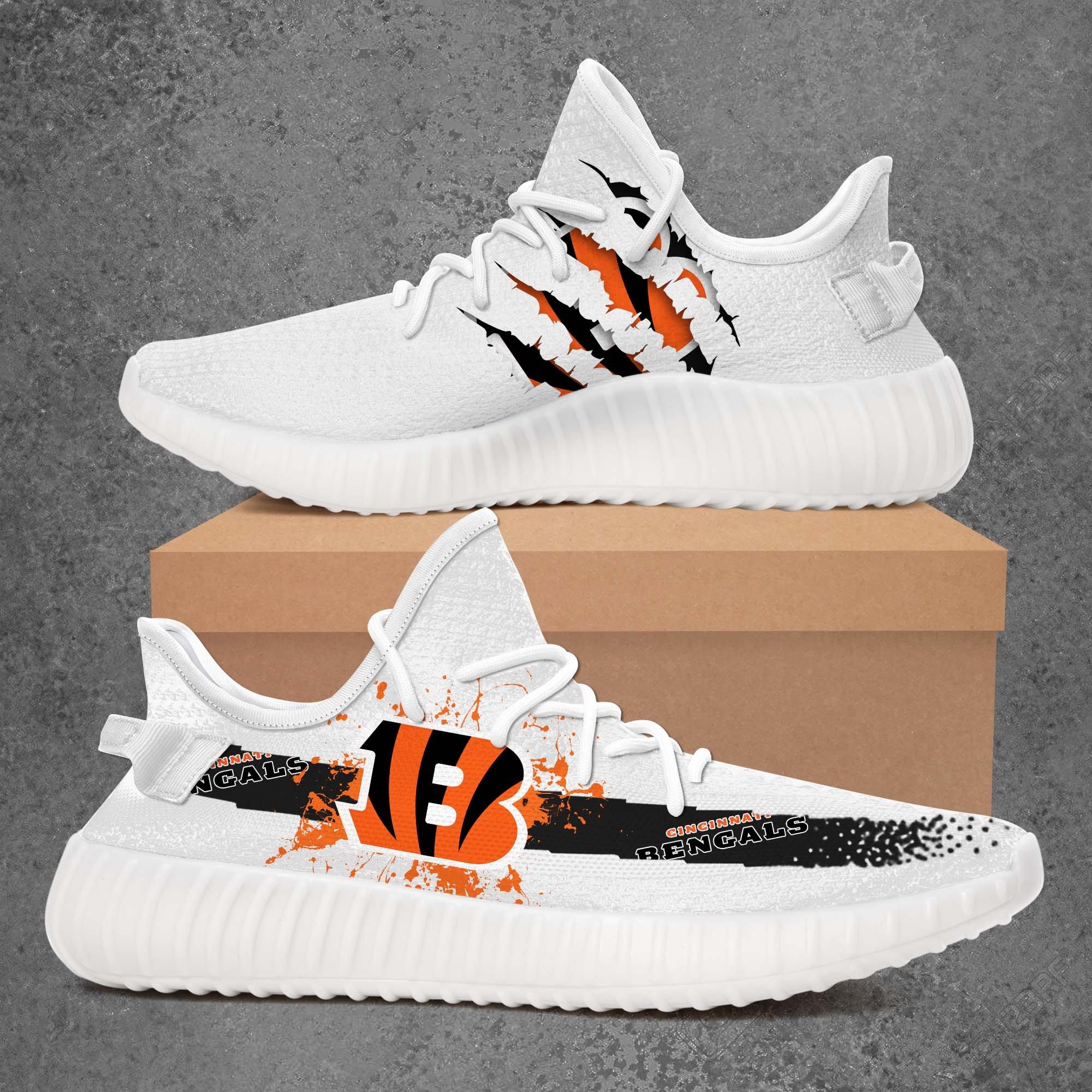 Kansas City Chiefs NFL Teams Yeezy Boost 350 V2 Shoes Sneaker Top Branding Trends 2020 (Copy)