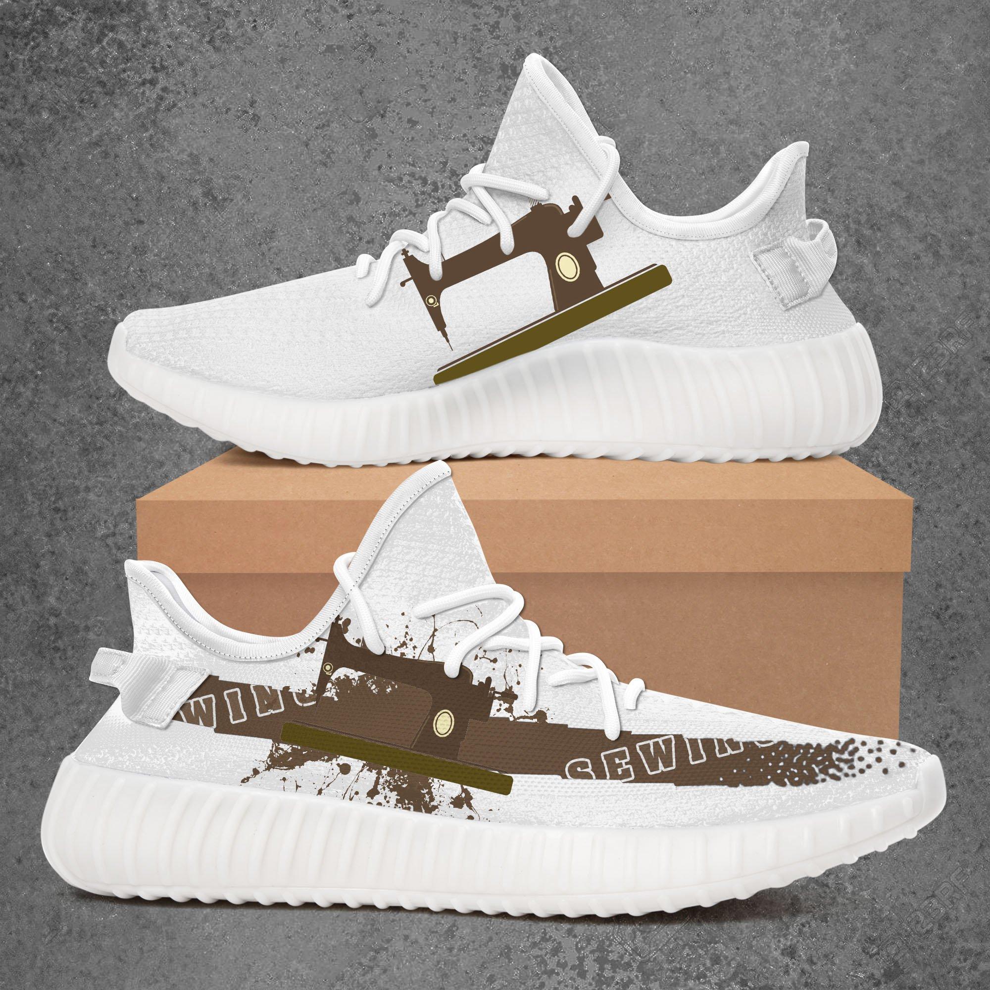 Sewing Yeezy Boost 350 v2 Shoes Top Branding Trends 2020 – TTG Store