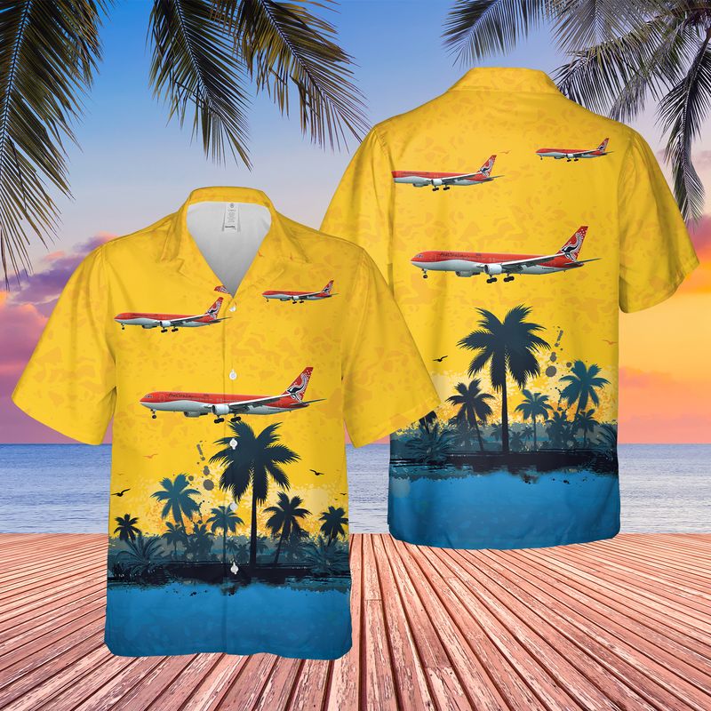 Qantas Australian Airlines Boeing 767-300ER Hawaiian Shirt