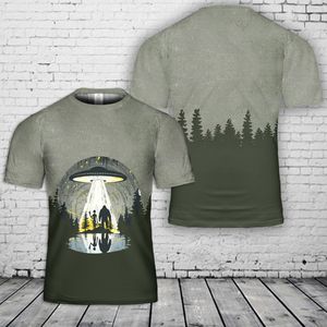 Bigfoot and Alien Holding Hands 3D T-Shirt NLSI0407PT11