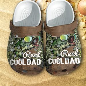 Reel Cool Dad Clogs Fishing Retro Clog Shoes Fishing Camo Vintage Clog Slipper Fishing Dad Gift Kid & Adult Unisex Clogs Shoes EVA