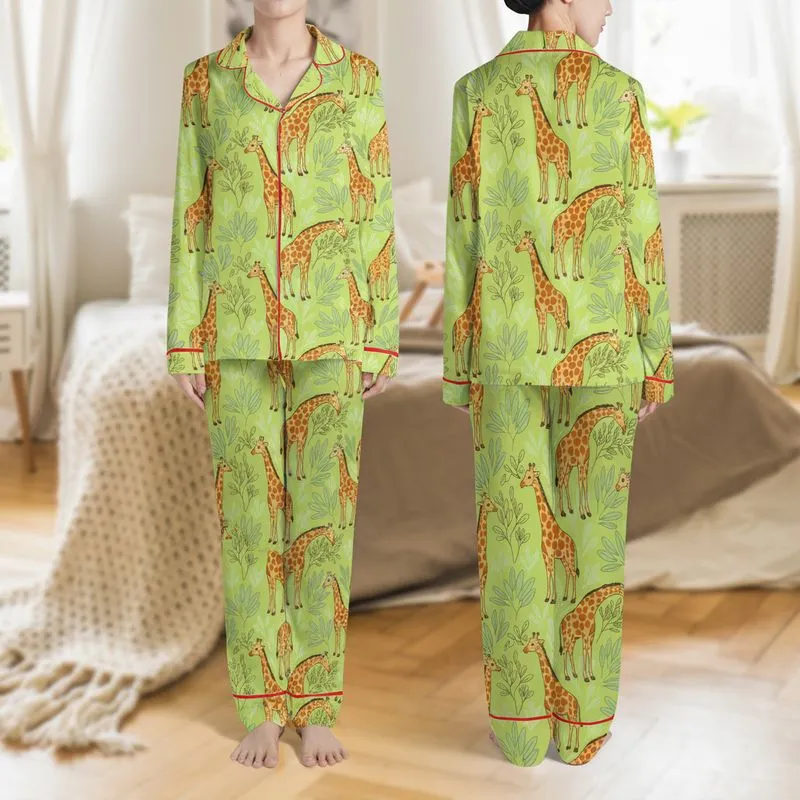 Women's Whimsical Lime Green Flat Art Giraffe Acacia Leaf Pattern Satin Pajamas Set - 1