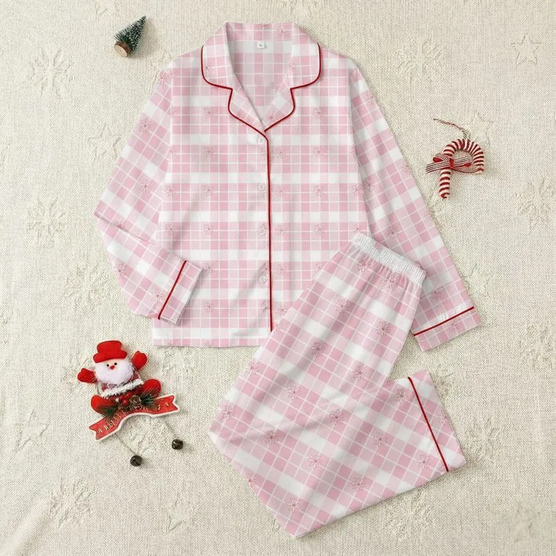 Women's Geometric Gingham Pastel Pink White Flat Daisy Line Art Satin Pajamas Set - 1