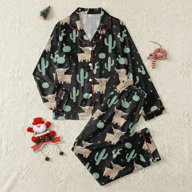 Women's Whimsical Chibi Tan Highland Cow Mint Green Cactus Charcoal White Dot Art Print Satin Pajamas Set - 1