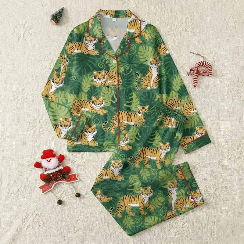 Women's Whimsical Golden Tiger & Emerald Green Tropical Jungle Leaf Polka Dot Pattern Satin Pajamas Set - 1