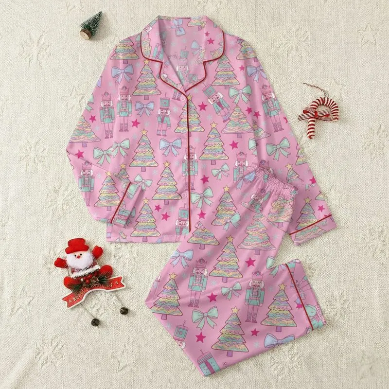 Whimsical Christmas: Bubblegum Pink Nutcracker Soldier & Festive Tree All-Over Pattern Satin Pajamas Set - 1