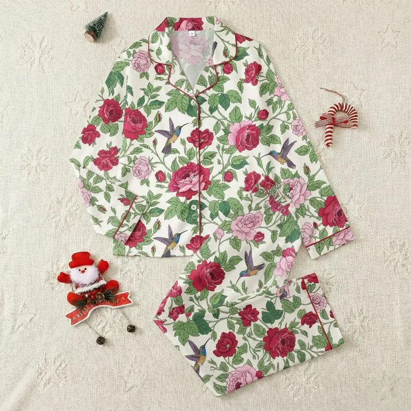 Elegant Wearer's Blooming Rose Hummingbird Design: Fuchsia Pink Red Floral Botanical Art Satin Pajamas Set - 1