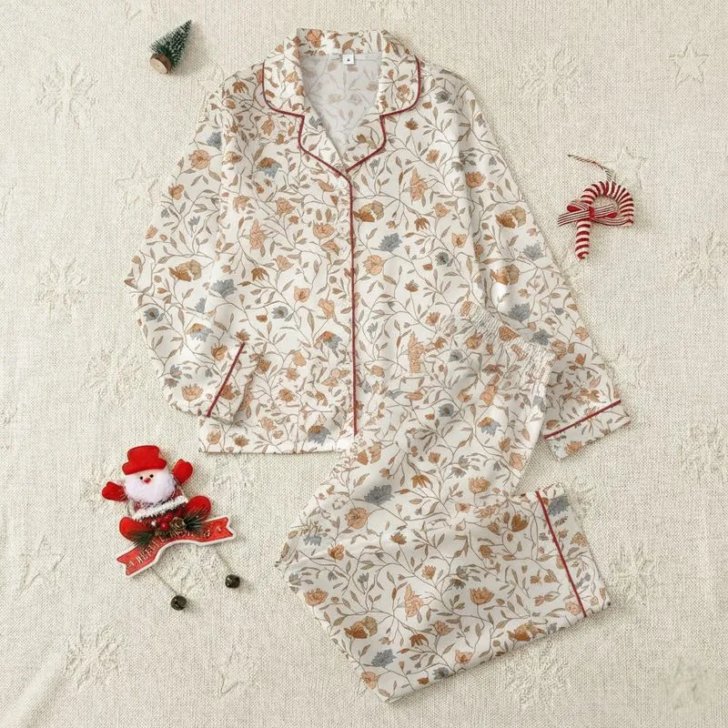 Women's Creamy Off-White Hand-Drawn Botanical Floral Olive-Brown Peach Dusty Blue Pattern Satin Pajamas Set - 1