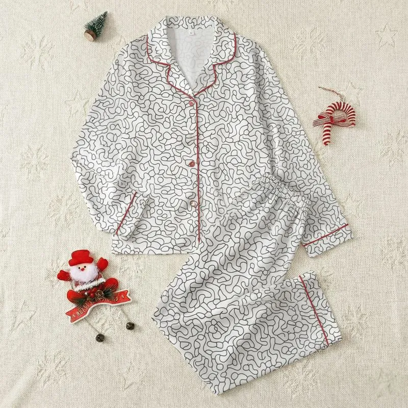 Art-Inspired Apparel Aficionados' Hand-Drawn Organic Black Line Maze Pattern on Luminous Off-White Satin Pajamas Set - 1