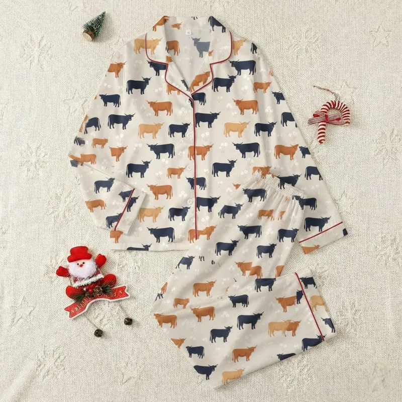 Rural Life Enthusiasts' Beige Scattered Highland Angus Cattle Calf Botanical Pattern Satin Pajamas Set - 1