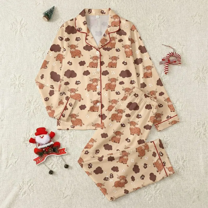 Cottagecore Enthusiasts' Whimsical Red-Brown Highland Cow, Fluffy Cloud & Pearl Seamless Pattern Satin Pajamas Set - 1