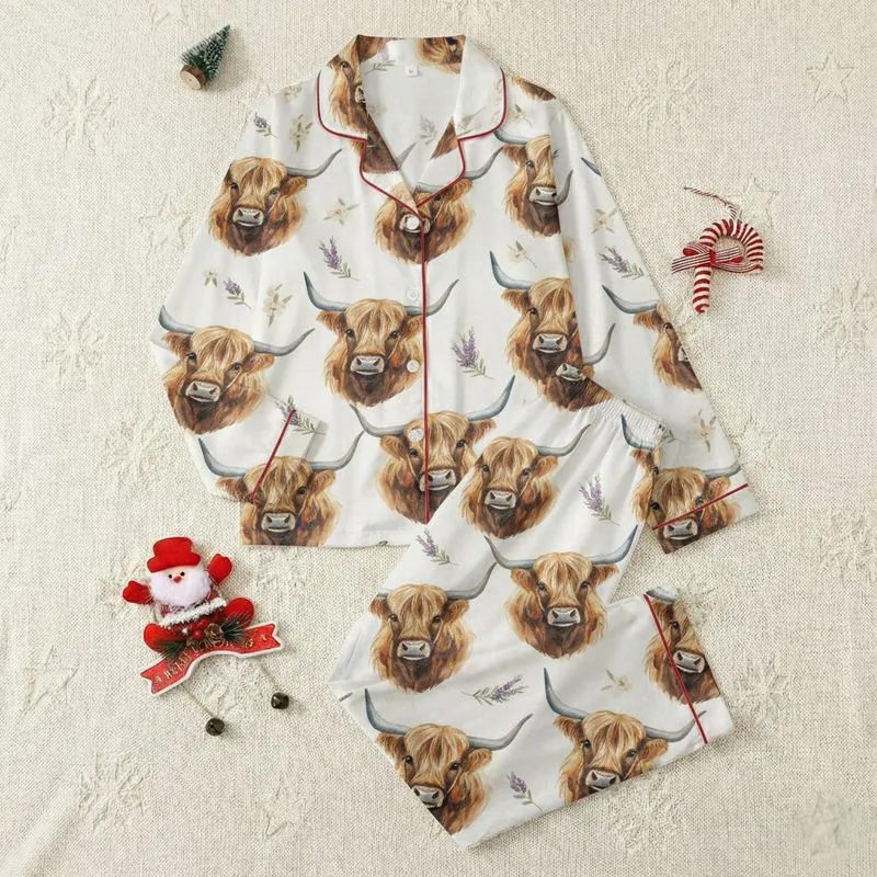 Highland Cow Enthusiasts' Rustic Watercolor Highland Cow Portrait Seamless Pattern with Heather & Wildflowers in Warm Tones Satin Pajamas Set - 1