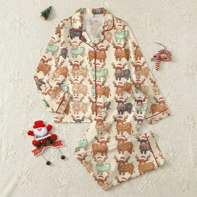 Christmas Enthusiasts' Whimsical Highland Cow Pattern: Sweaters, Plaid Scarves, Santa Hats & Lights Satin Pajamas Set - 1