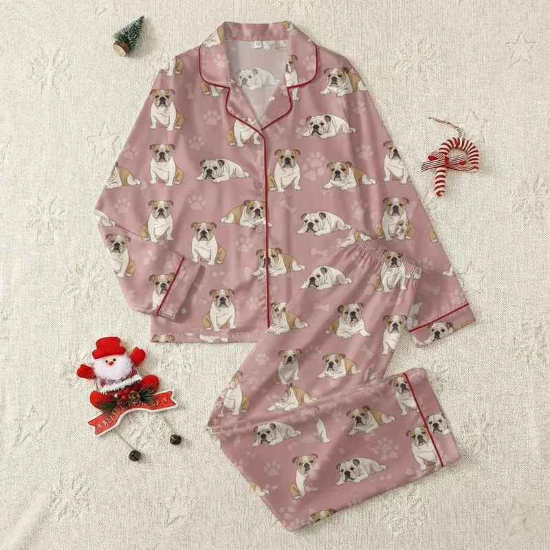 Dog Lovers' Dusty Rose Pink English Bulldog Realistic Illustrative Pattern with Faint Paw Prints Satin Pajamas Set - 1