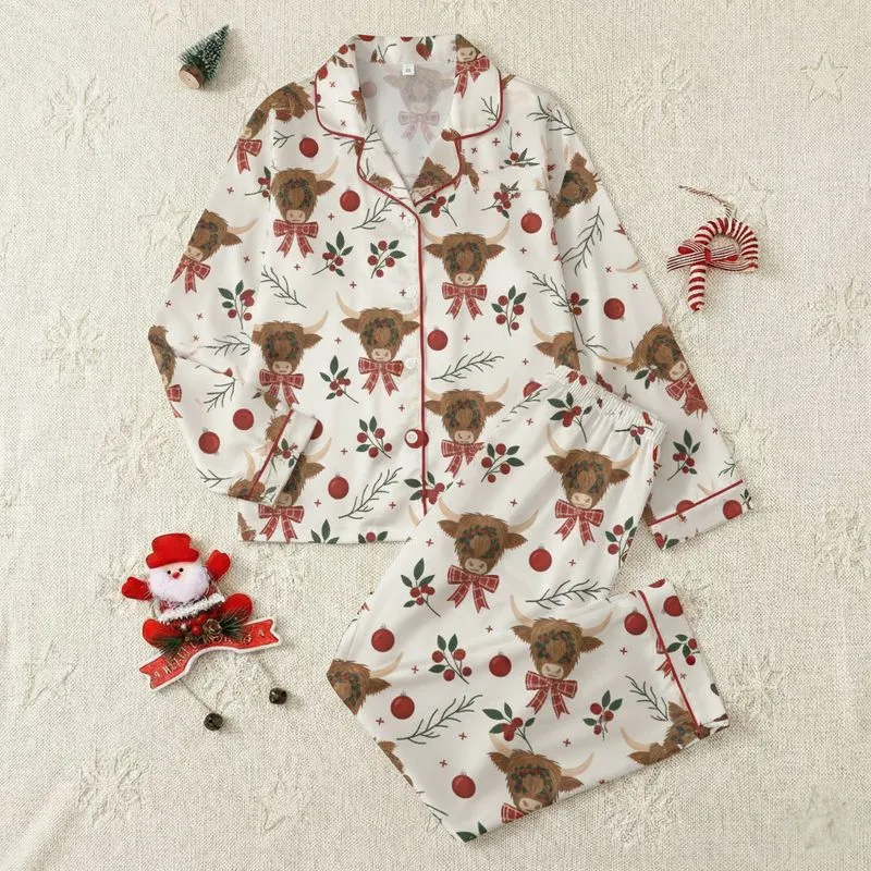 Cozy Christmas Lovers' Brown Highland Cow Heads, Red Plaid Bows, Green Berry Wreaths, Dark Red Ornaments, Off-White Background Satin Pajamas Set - 1