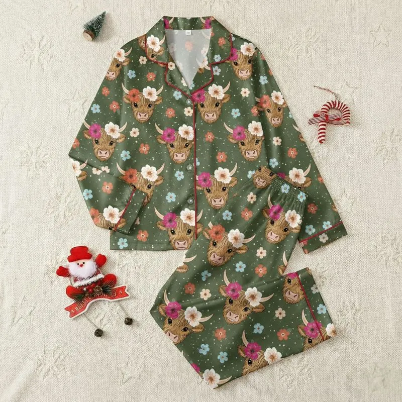 Birthday Girls' Whimsical Highland Cow Faces Seamless Pattern Floral Wreaths Olive Green Satin Pajamas Set - 1