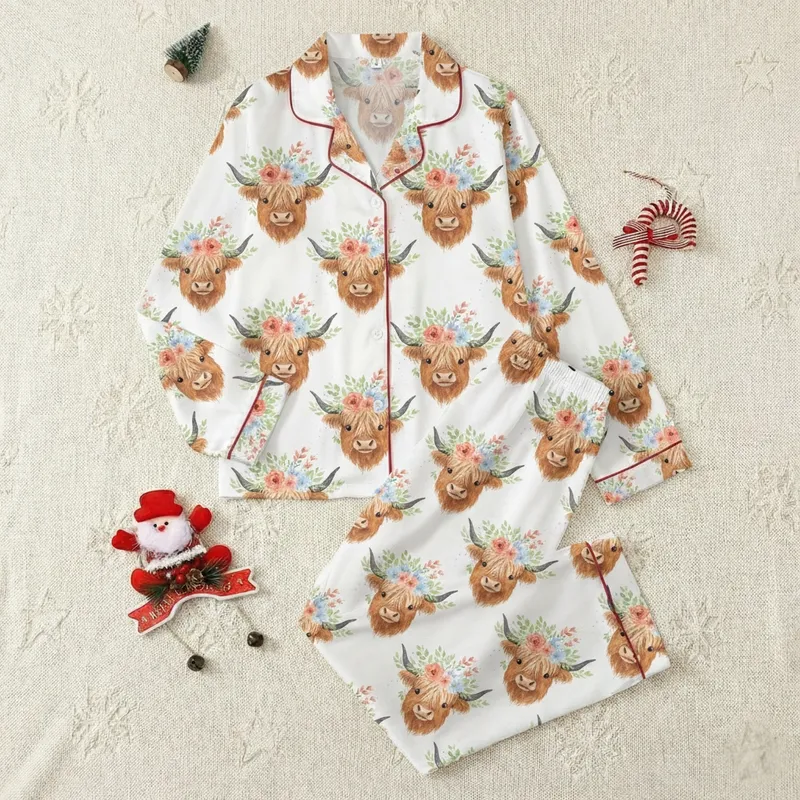 Women's Watercolor Highland Cow Wildflower Pattern Cozy Loungewear Set: Shaggy Fur & Floral Accent Satin Pajamas Set - 1