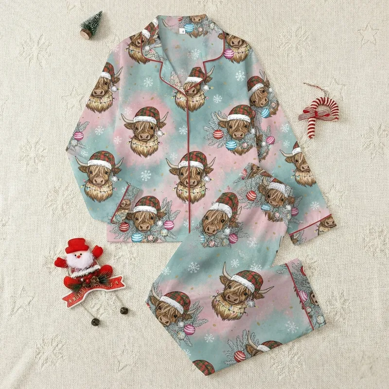 Festive Highland Cow Lover: Whimsical Cows Santa Hats Christmas Lights Pastel Teal Pink Design Satin Pajamas Set - 1