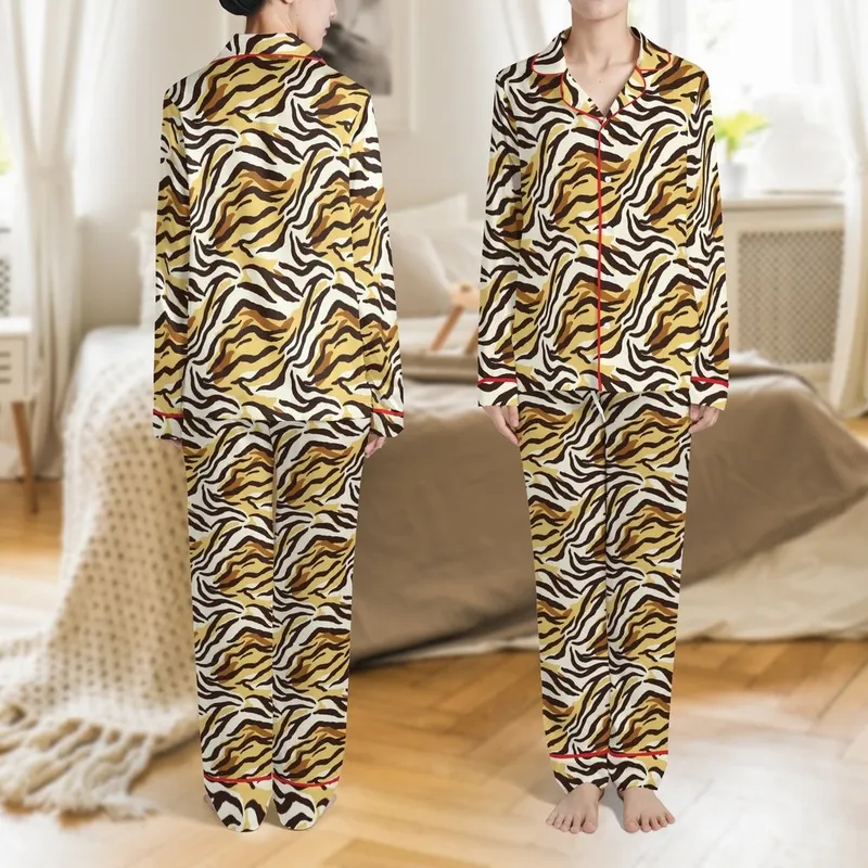 Sighthound & Greyhound Hand-Drawn Tiger Stripe Anti-Pil Fleece Custom-Fit Pajamas Satin Pajamas Set - 1