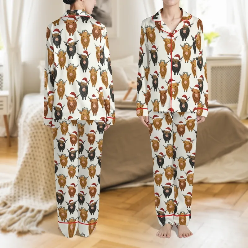 Highland Cow Lovers' Festive Shaggy Cow Santa Hat Pattern Soft Cotton Loungewear Satin Pajamas Set - 1