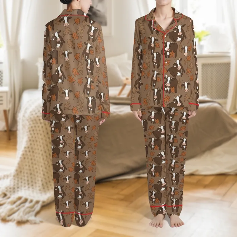 Cozy Fall Harvest: Rustic Peeking Cow & Maple Leaf Pattern Sleep Set Satin Pajamas Set - 1