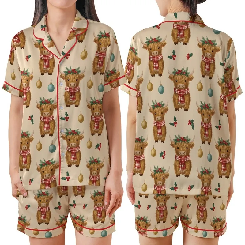 Festive Animal Lovers' Cozy Painterly Brown Golden Highland Cow Christmas Wreath Red Plaid Pattern Satin Short-Sleeve Pajamas Set - 1
