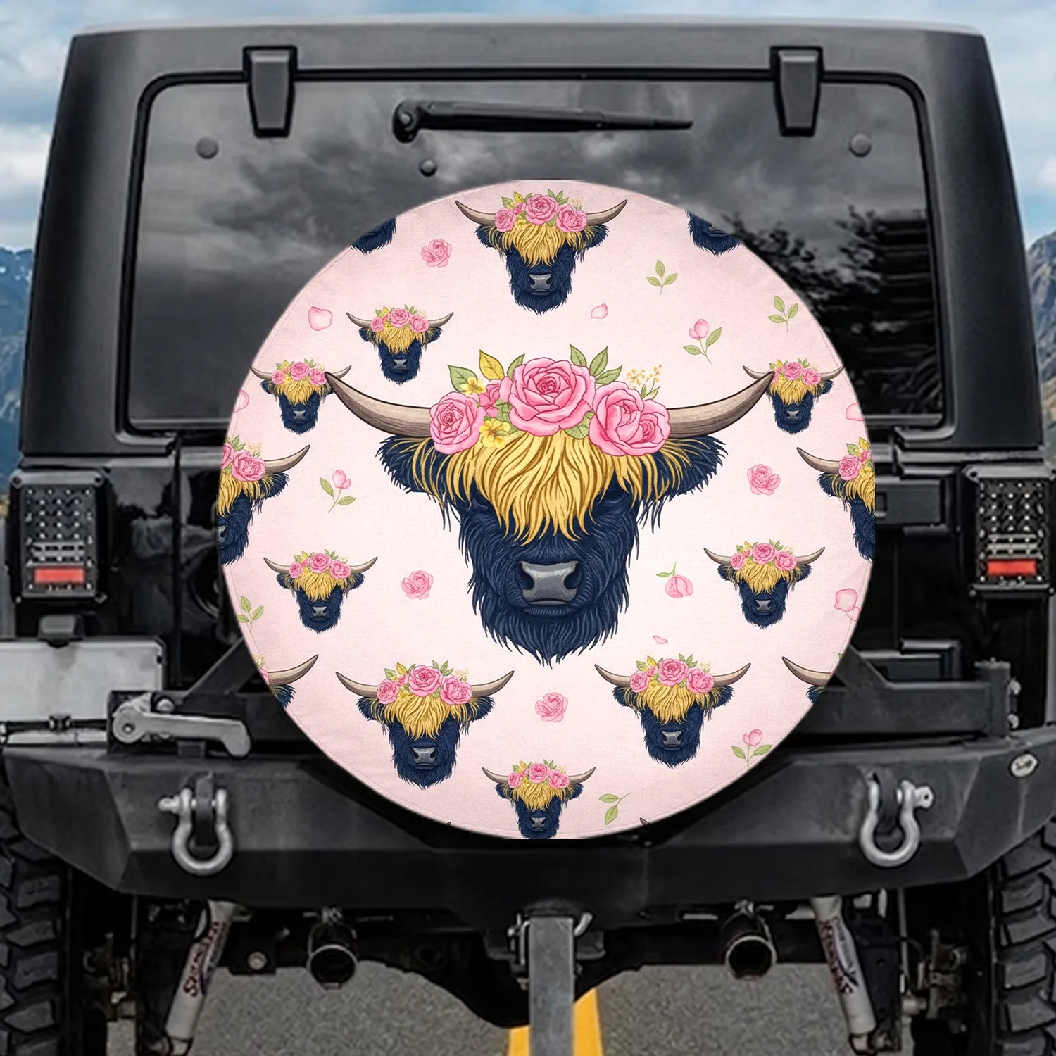 Highland Cow Rose Crown - Farmhouse Home Decor Gift for Cow Lovers Spare Tire Cover - 1