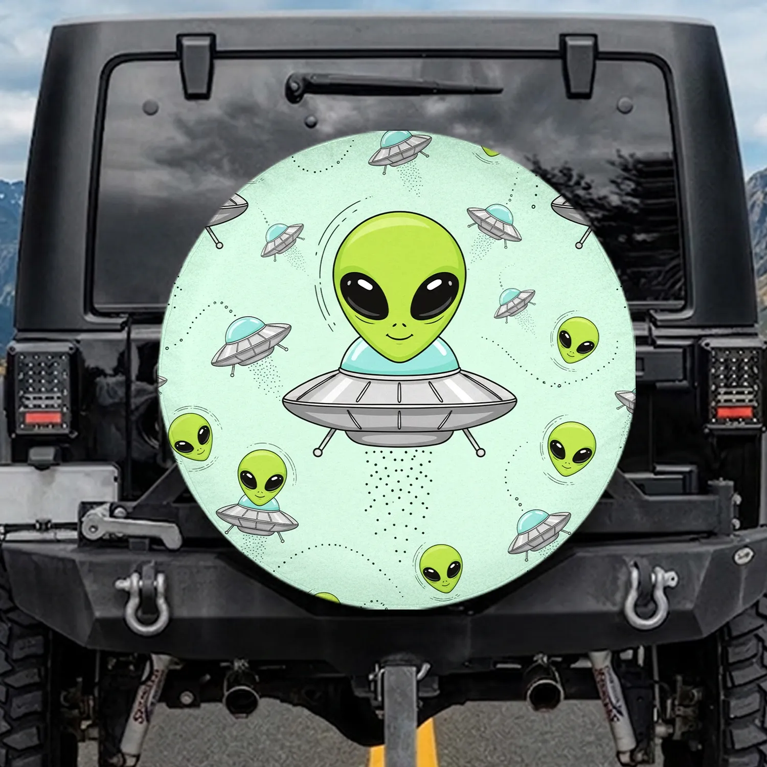 Cosmic Alien Heads Flying Saucers - Space Enthusiast Home Decor Gift Spare Tire Cover - 1