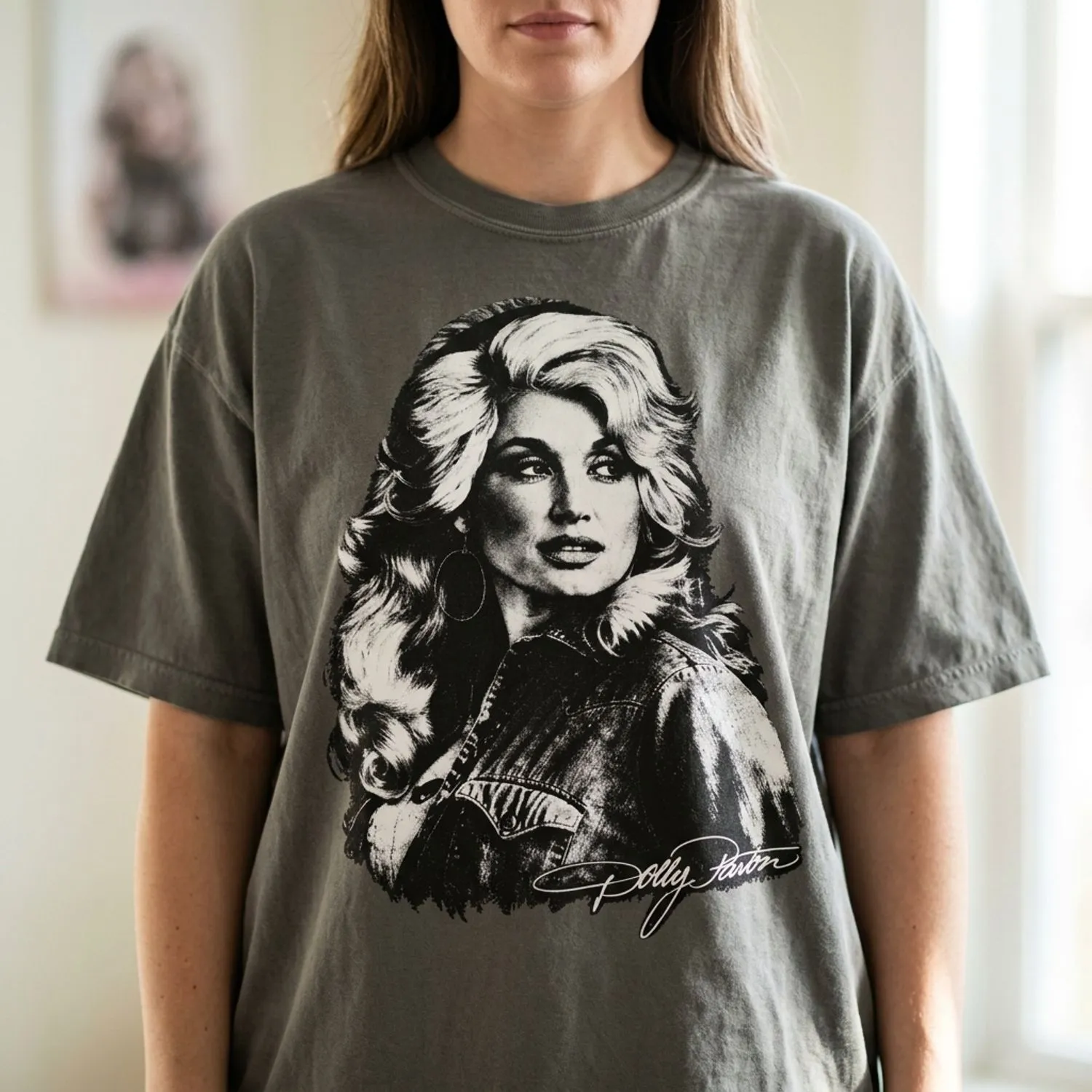 Dolly Parton Vintage Graphic T-Shirt for Country Music Fans, Retro Portrait Tee - 1