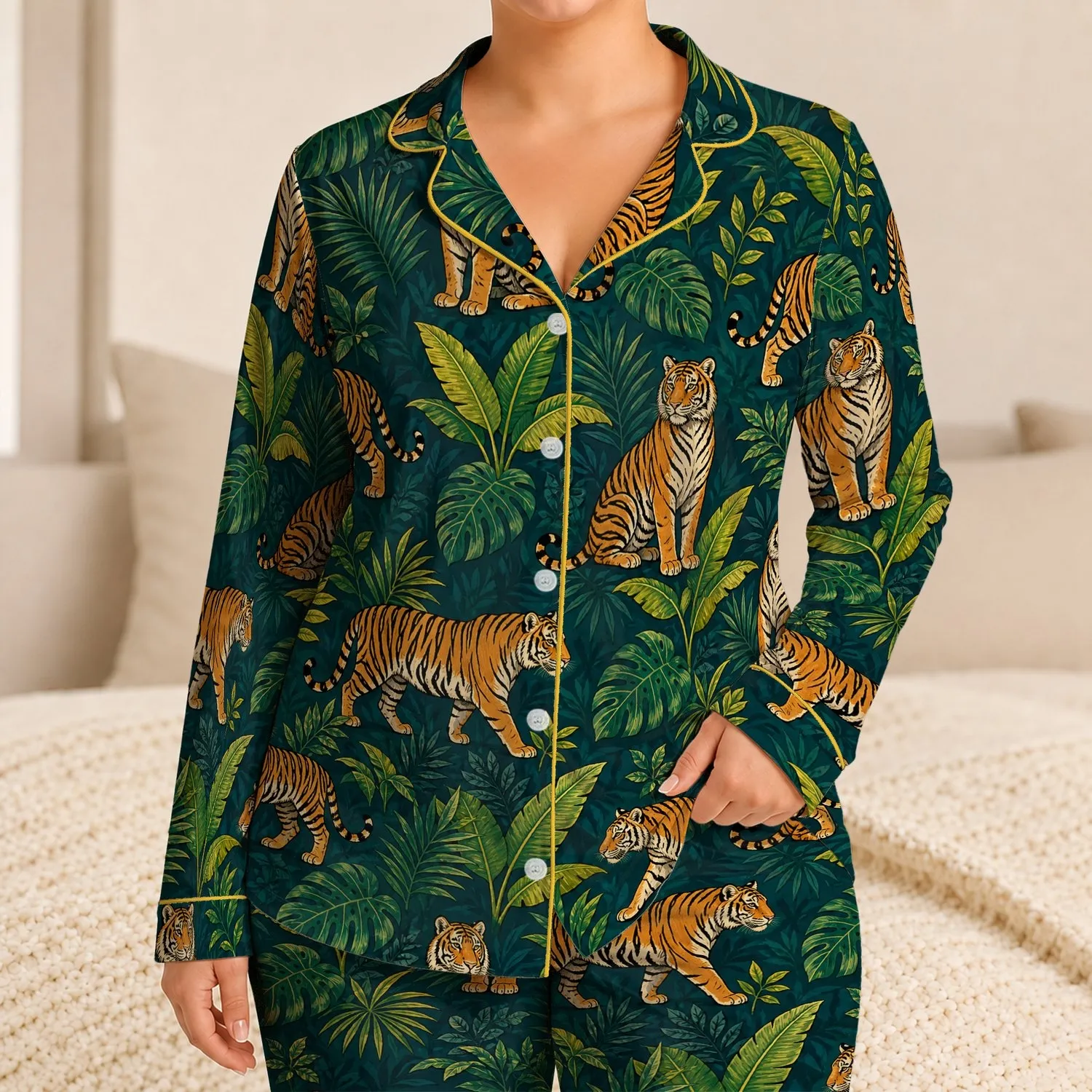 Golden Tiger Jungle Leaves for Tropical Home Relaxation, Women’s Retro Lounge Style Satin Pajamas Set - 1