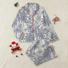 Women's Creamy Off-White Deep Navy Vintage Engraving Safari Jungle Wildlife Pattern Satin Pajamas Set