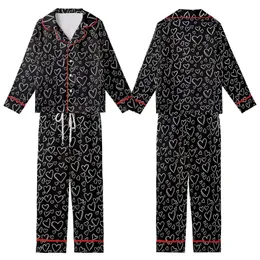 Casual Heart Enthusiast: Scattered White Outline Heart Doodles Black – Everyday Print Design Kid Satin Pajamas Set