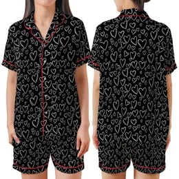 Casual Heart Enthusiast: Scattered White Outline Heart Doodles Black – Everyday Print Design Satin Short-Sleeve Pajamas Set