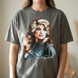Comfort Colors Dolly Parton Retro Portrait T-Shirt, Classic Country Music Icon Graphic Tee Gift