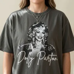 Dolly Parton T-Shirt, Country Music Legend Portrait Tee for Country Music Fans