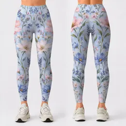 Light Blue Wildflower Blooms for Yoga, Pilates and Relaxed Everyday Studio Sessions Leggings