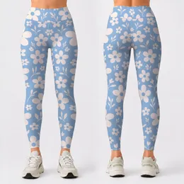 Soft Blue And White Daisy Blooms For Yoga, Pilates, Errands And Everyday Spring Style Leggings