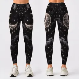 Crescent Moon and Starlit Sky for Cozy Winter Nights and Autumn Stargazing Leggings
