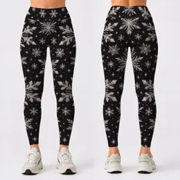 Ivory Snowflakes on Midnight Black for Cozy Winter Days and Festive Getaways Leggings