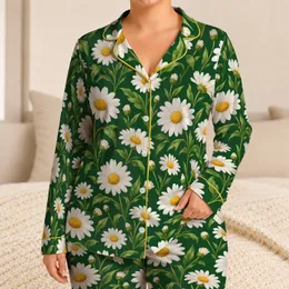 White Daisy Meadow With Golden Centers For Relaxed Summer Getaways Satin Pajamas Set