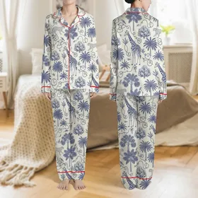 Women's Ecru Indigo Blue Toile Hand-Drawn Safari Jungle Giraffe Leopard Pattern Satin Pajamas Set
